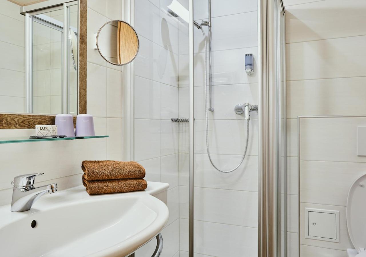 Hotel Rustika Lermoos Rom bilde